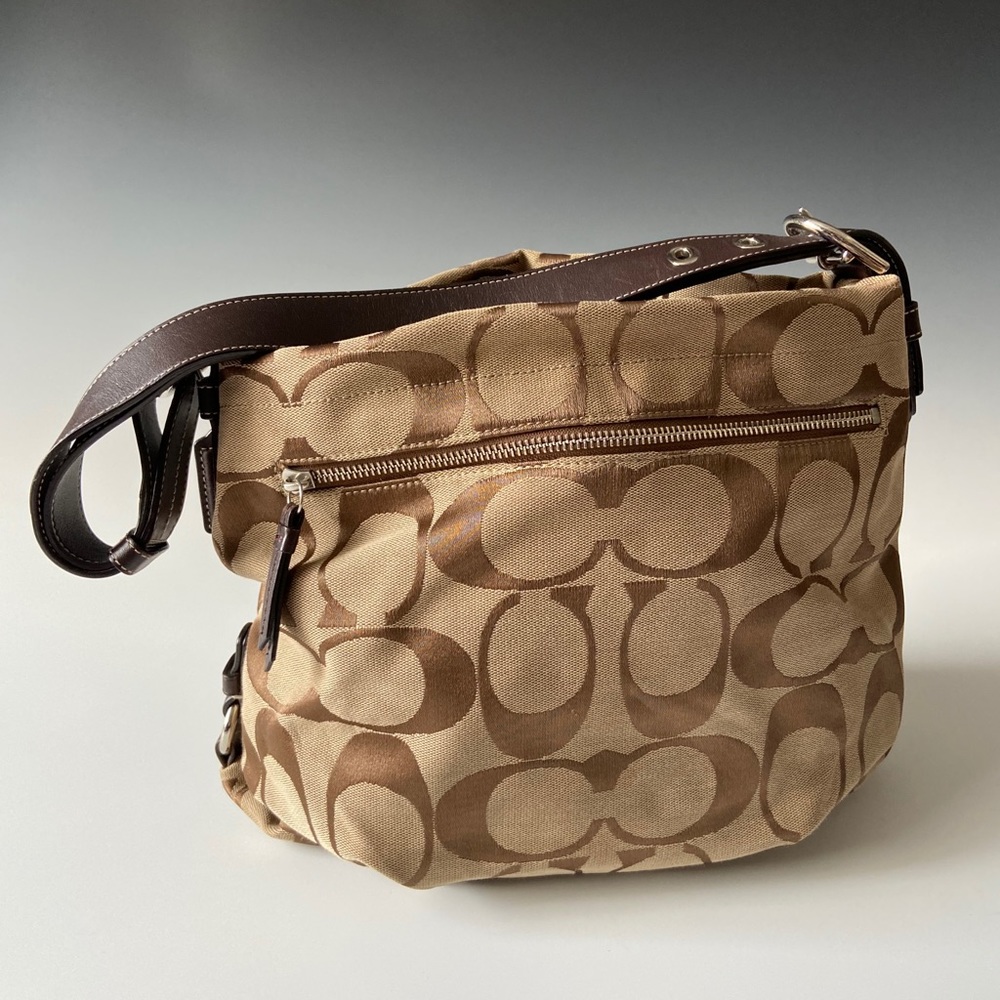 Classic Coach Brown Purse